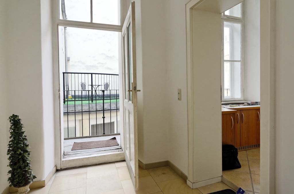Flatprovider - Cosy Central Apartment Vienna Room photo